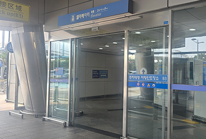 엘리베이터 사진